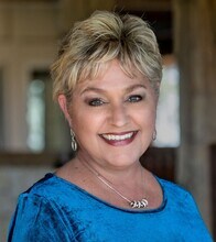 Shelly Moschak
