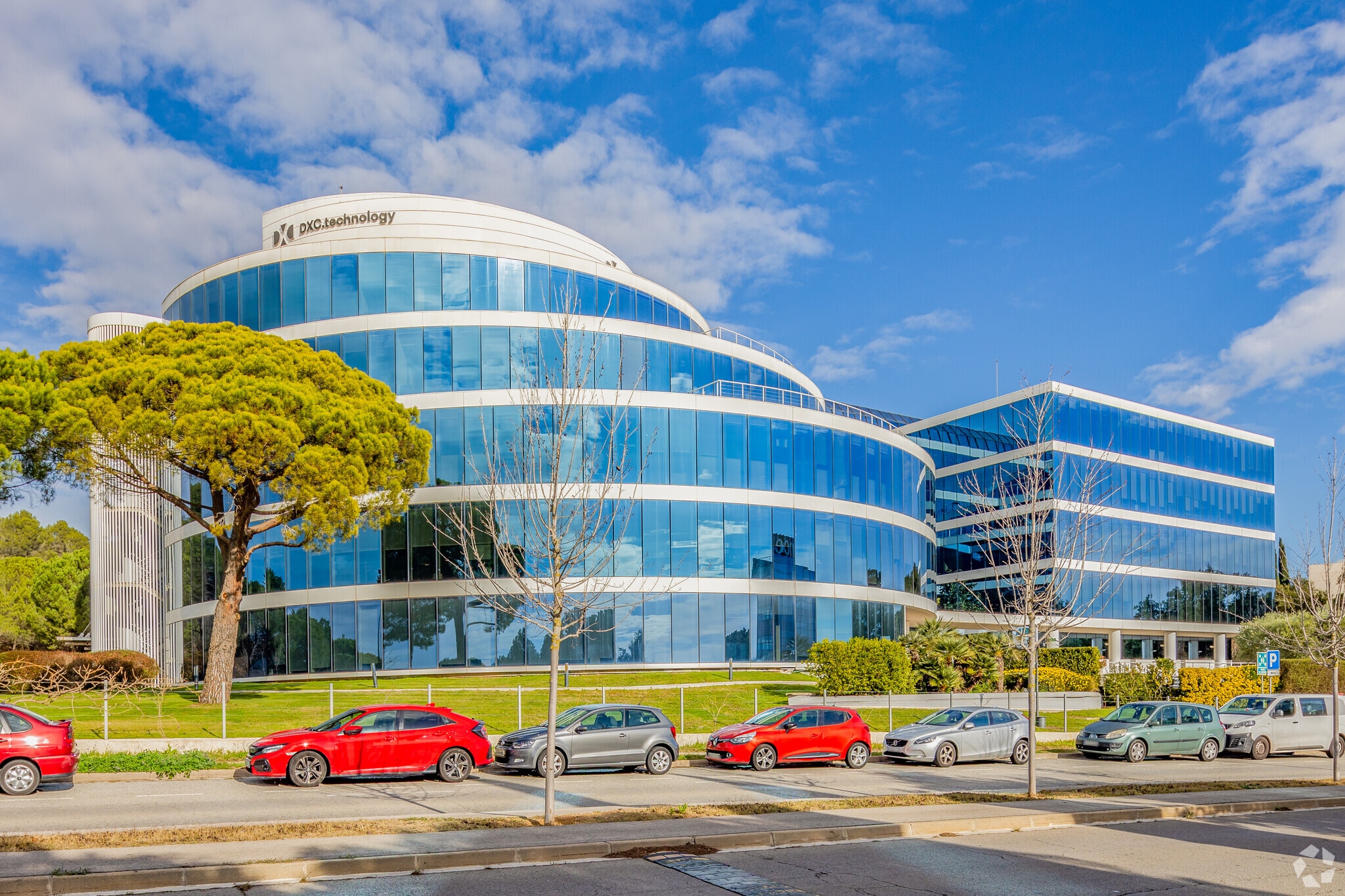 Avinguda de la Generalitat, 163-167, Sant Cugat del Vallès, Barcelona à louer Photo principale– Image 1 sur 6