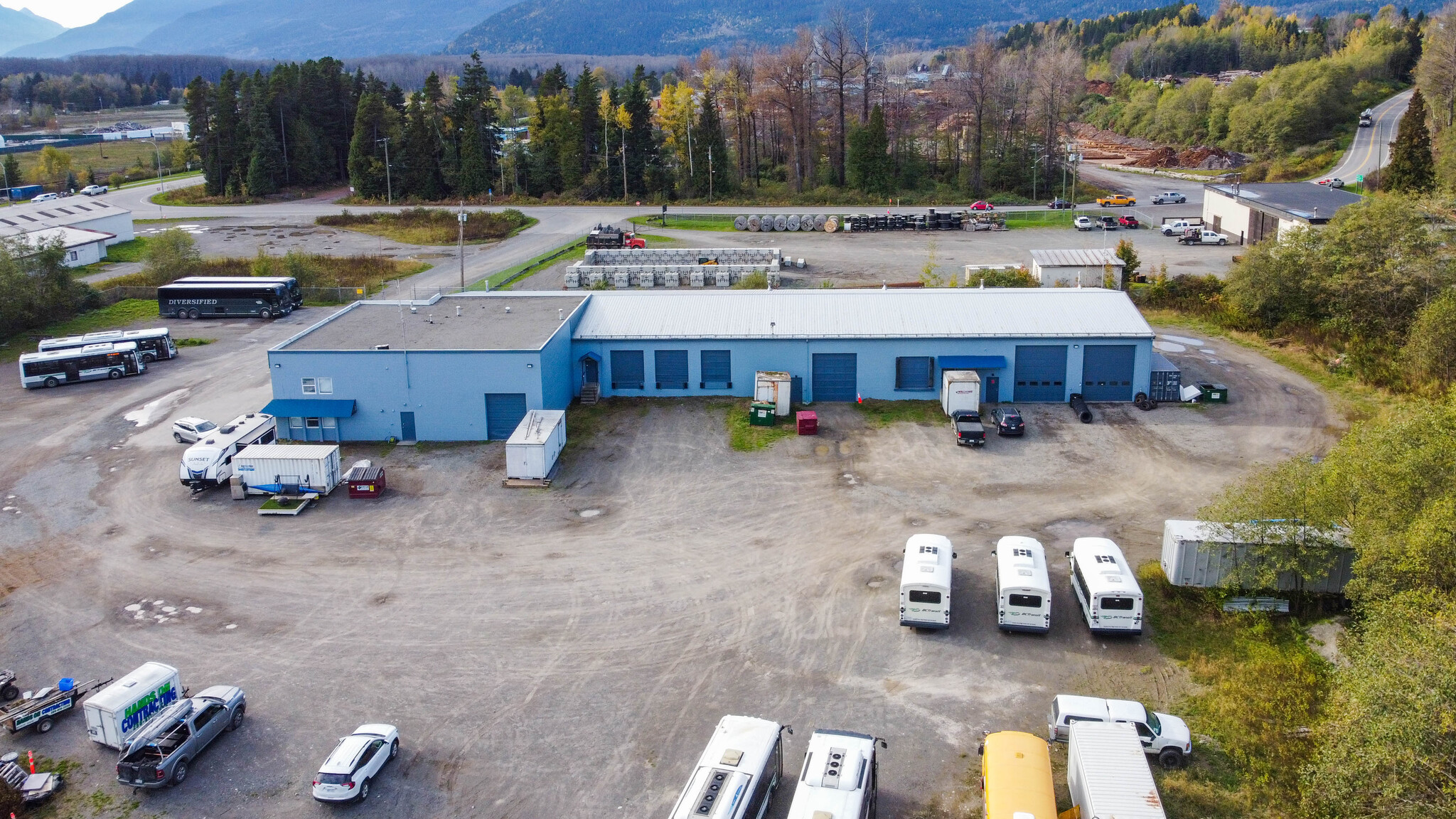 5130 Park Av, Terrace, BC à louer Photo principale– Image 1 sur 10