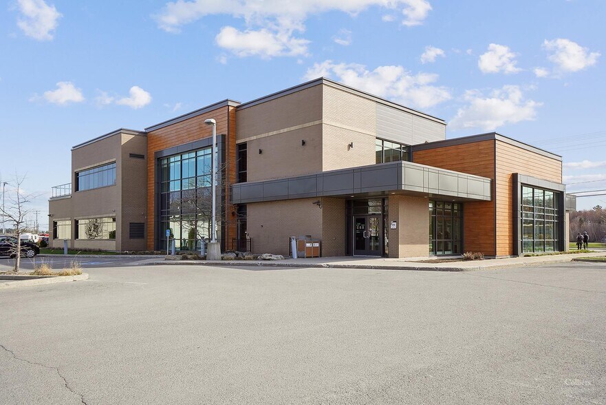 4771 Boul Laurier, Terrebonne, QC à vendre - Photo de l’immeuble – Image 2 sur 11