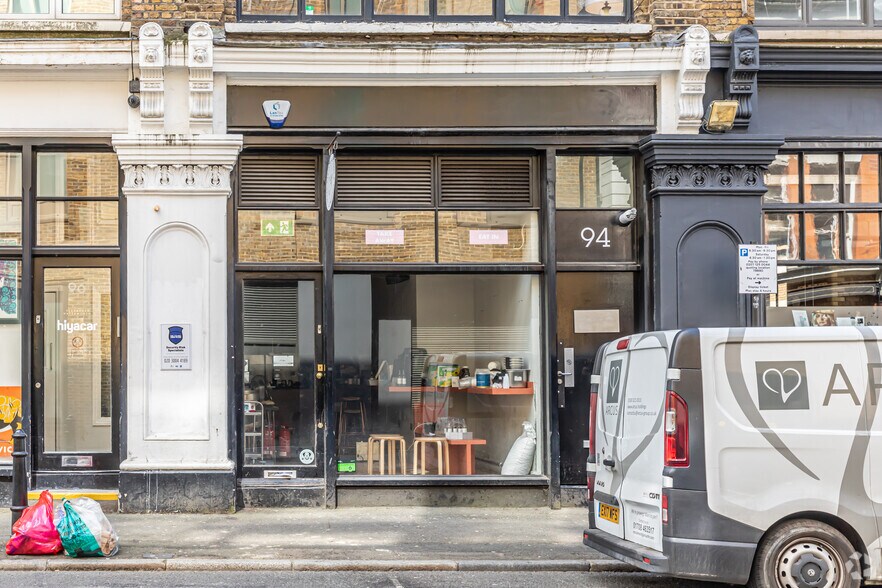 94 Leonard St, Londres à louer - Photo de l’immeuble – Image 2 sur 17
