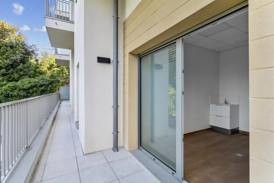 Bureau dans Nantes à louer - Photo de l’immeuble – Image 2 sur 15