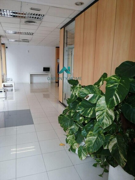 View Photo