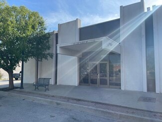 Plus de détails pour 215 N Bell Ave, Shawnee, OK - Local d'activités à louer