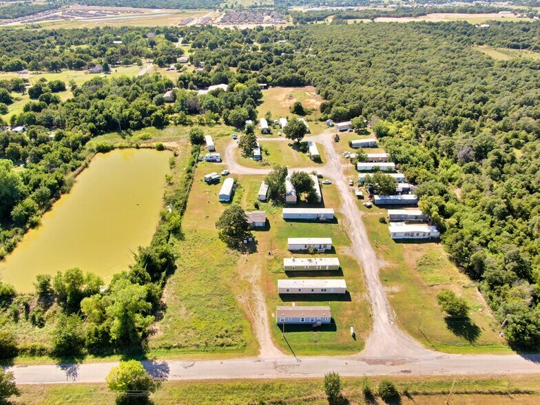 3701 S Pottawatomie Rd, Harrah, OK à vendre - Photo de l’immeuble – Image 1 sur 36