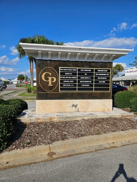 11501 Hutchison Blvd, Panama City Beach, FL à louer - Photo de l’immeuble – Image 3 sur 13