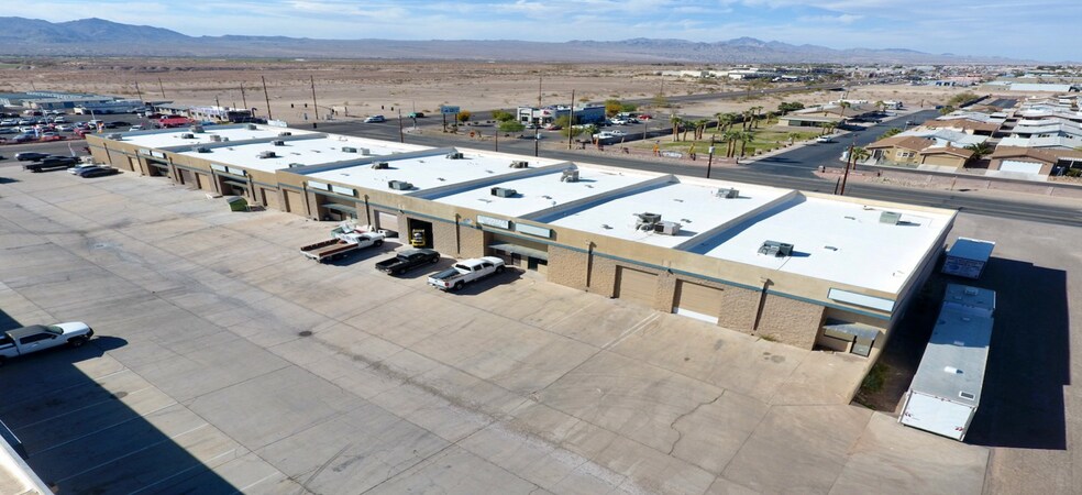 5010 S Highway 95, Fort Mohave, AZ à louer - Photo de l’immeuble – Image 3 sur 6
