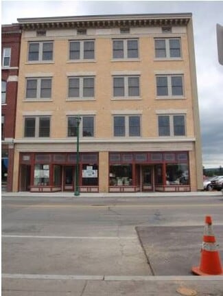 Plus de détails pour 231 W Water St, Elmira, NY - Bureau/Local commercial à louer
