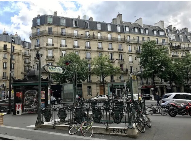 Plus de détails pour Local commercial à louer