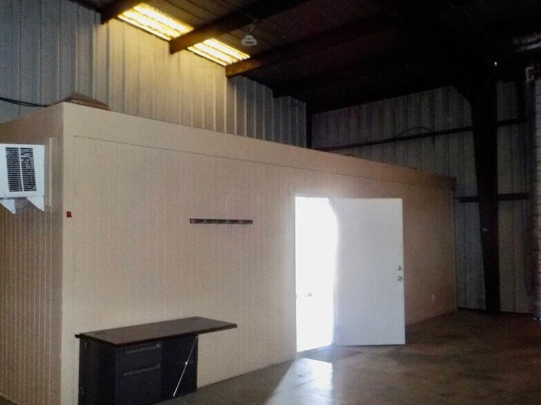 2125 N 77 Sunshine Strip, Harlingen, TX à louer - Photo de l’immeuble – Image 2 sur 19