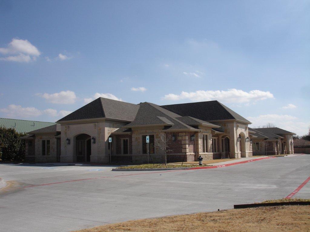 1948 E Hebron Pky, Carrollton, TX à louer Photo de l’immeuble– Image 1 sur 4