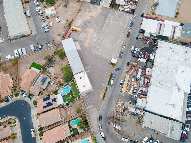 648 Joey Ln, Henderson, NV à louer - Photo de l’immeuble – Image 2 sur 31