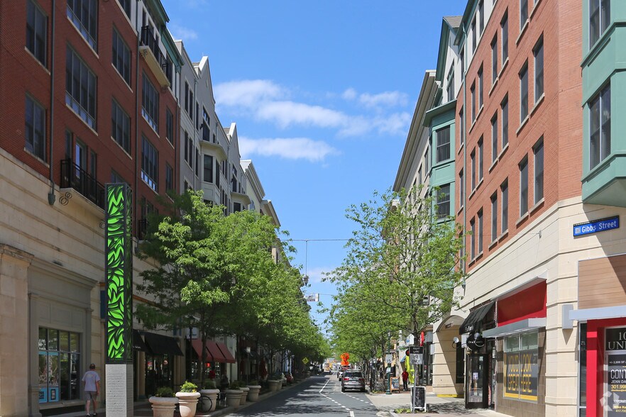 20 Maryland Ave, Rockville, MD à louer - Photo de l’immeuble – Image 2 sur 53