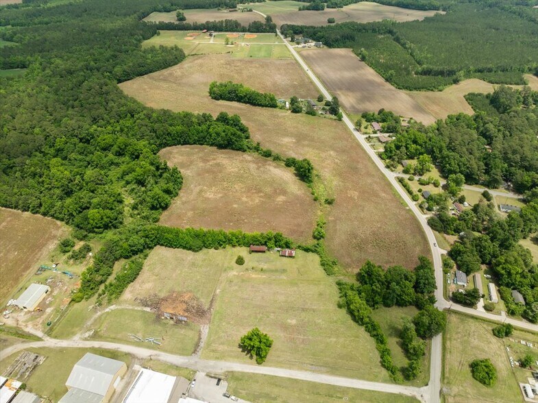 119 E 6th Ave, Pamplico, SC à vendre - Photo de l’immeuble – Image 2 sur 53