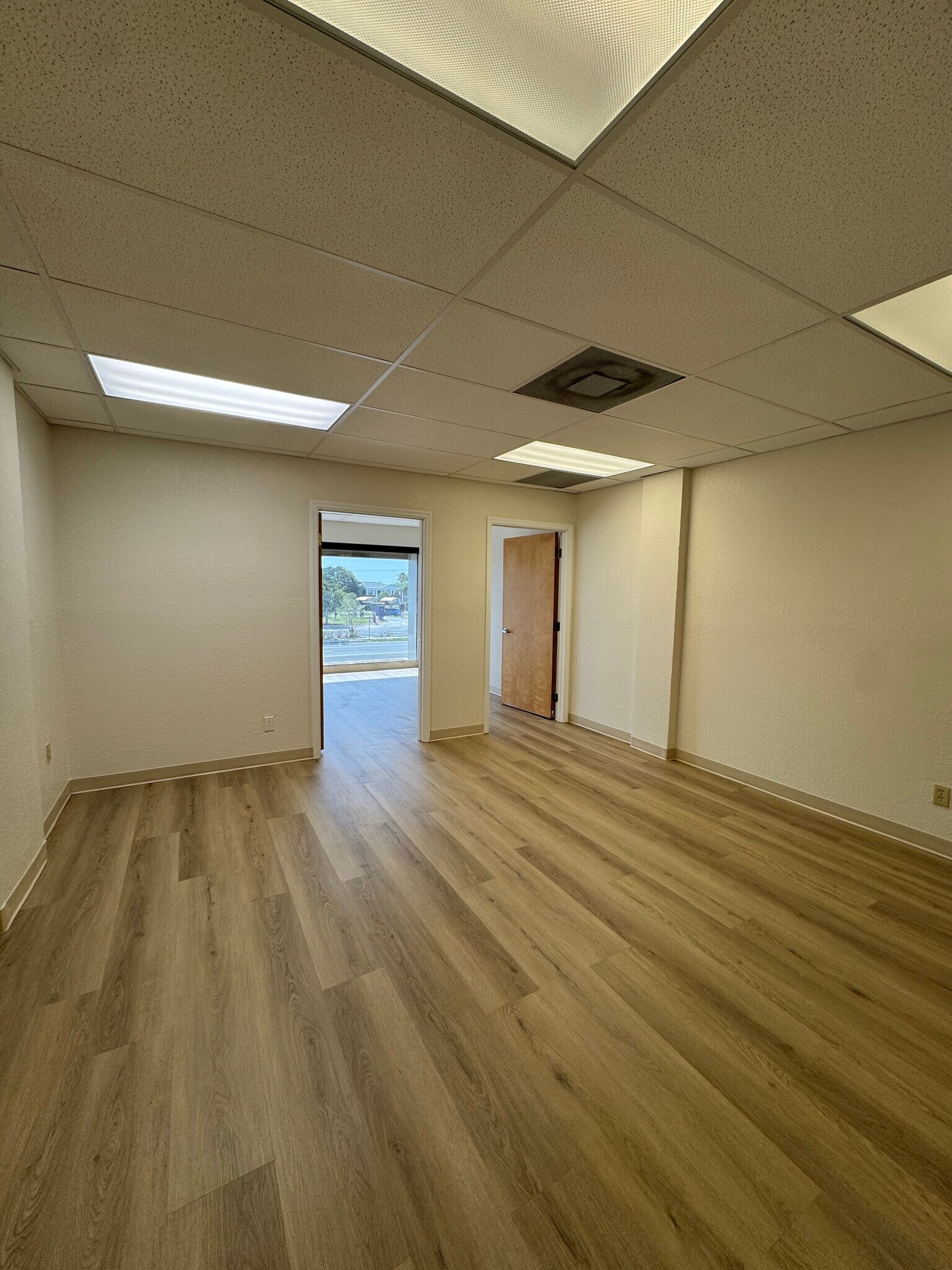 3880 S Washington Ave, Titusville, FL à louer Photo intérieure– Image 1 sur 3
