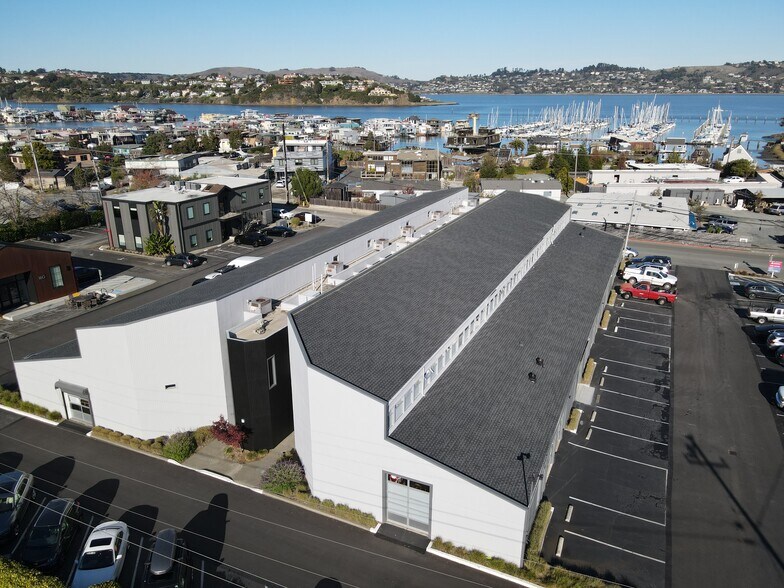 200 Gate Five Rd, Sausalito, CA à louer - Photo de l’immeuble – Image 3 sur 10