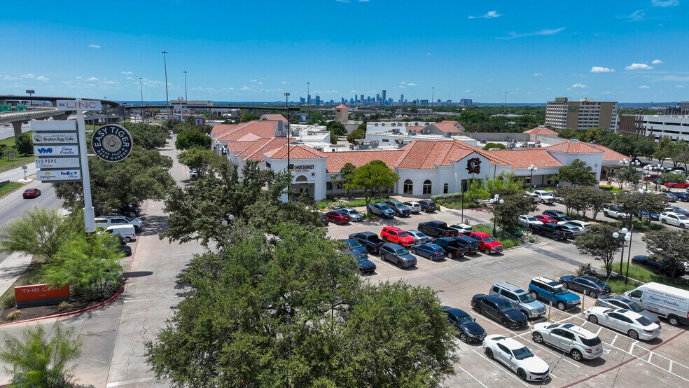 6406 N IH 35, Austin, TX à louer - Aérien – Image 2 sur 3