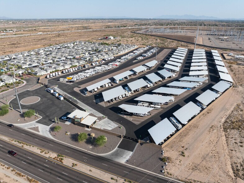 22611 N 159th Ave, Surprise, AZ à vendre - Photo de l’immeuble – Image 3 sur 11