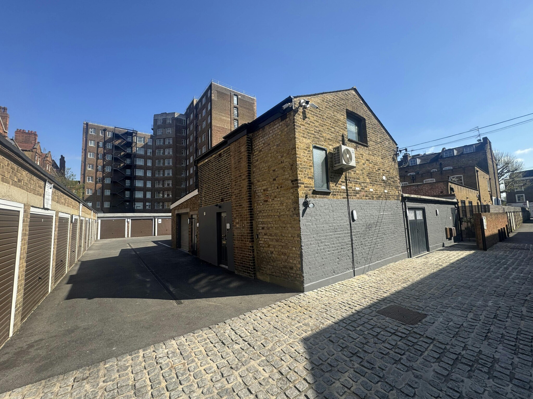 318A King St, Londres à louer Photo de l’immeuble– Image 1 sur 9