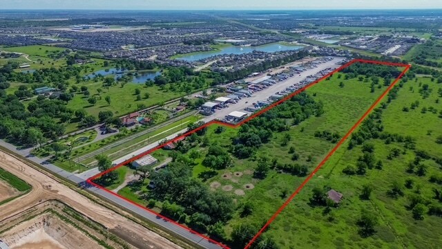 4522 Katy Hockley Rd, Katy, TX à vendre - Photo de l’immeuble – Image 3 sur 5