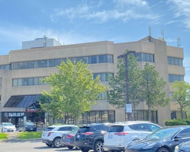 4040 Finch Ave E, Toronto, ON à louer Photo de l’immeuble– Image 1 sur 11