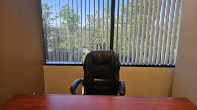 3020 Old Ranch Pky, Seal Beach, CA à louer Photo intérieure– Image 2 sur 10