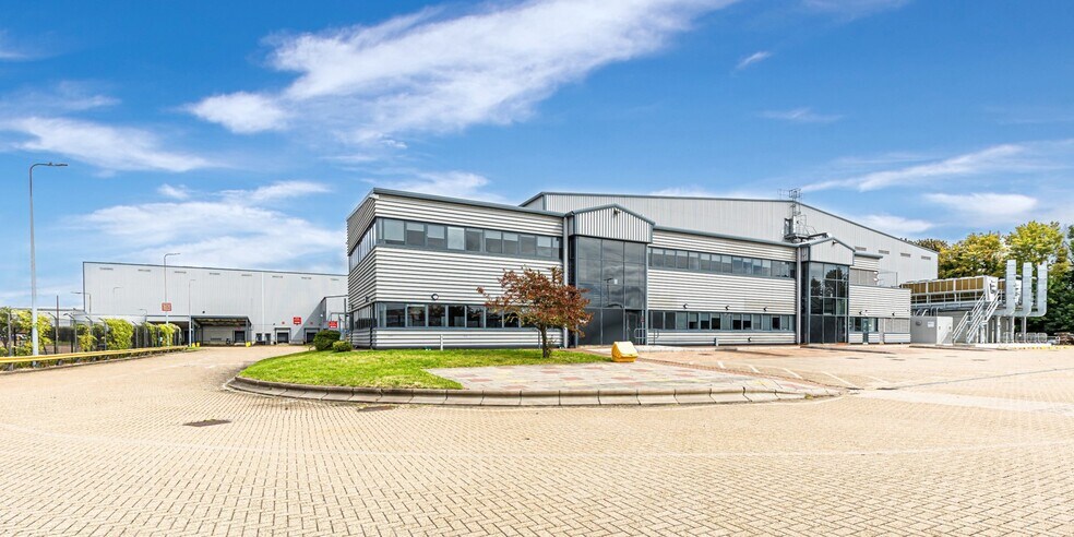 Eastern Av, Grays à louer - Photo de l’immeuble – Image 1 sur 1