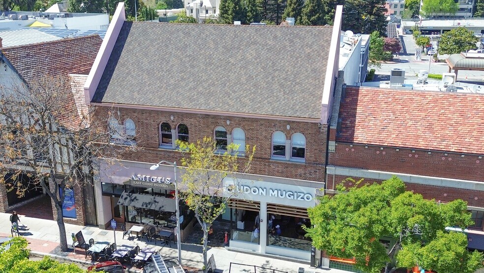 71 E 3rd Ave, San Mateo, CA à vendre - Photo de l’immeuble – Image 1 sur 9
