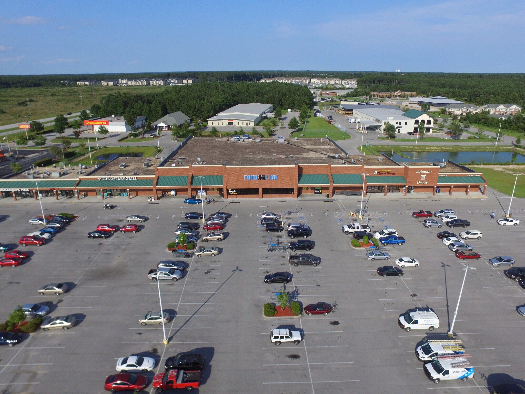 2188-2222 Gum Branch Rd, Jacksonville, NC à louer Photo de l’immeuble– Image 1 sur 4