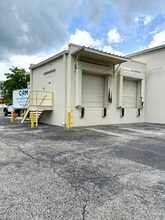 7200 Normandy Blvd, Jacksonville, FL à louer Photo de l’immeuble– Image 1 sur 7