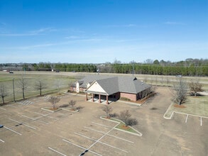 112 Southlake Cir, Canton, MS à louer Photo intérieure– Image 1 sur 9