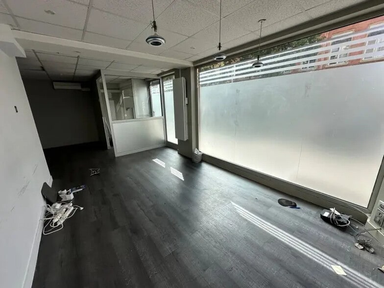 Local commercial dans Lyon à vendre - Photo de l’immeuble – Image 2 sur 11