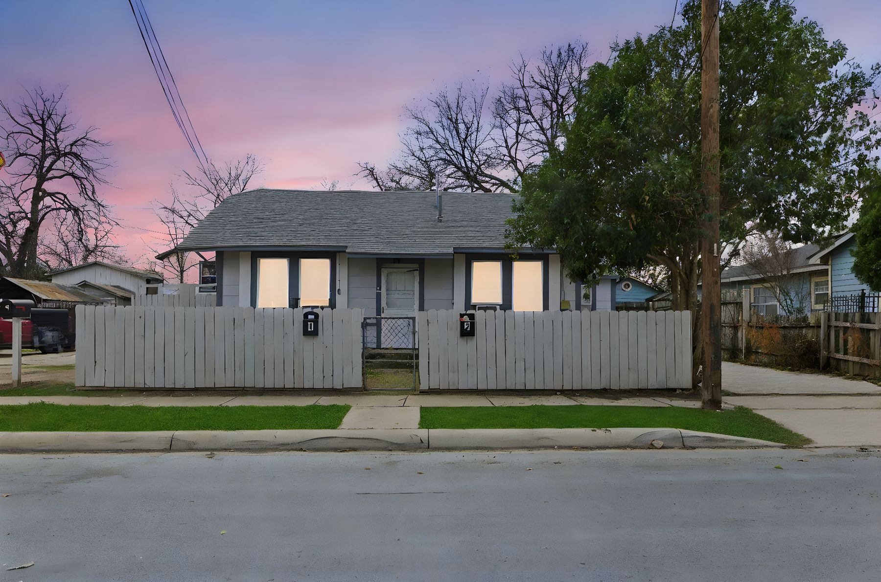 214 E Huff Ave, San Antonio, TX à vendre Photo principale– Image 1 sur 22