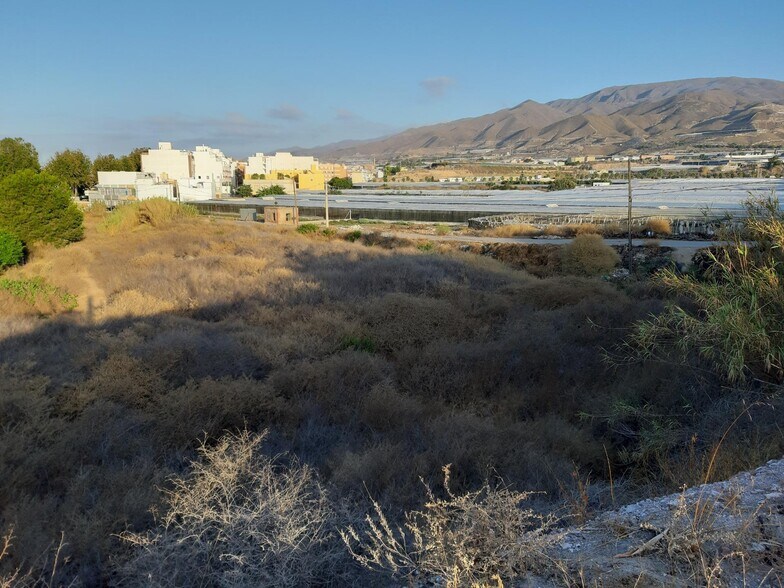Terrain dans Adra, Almería à vendre - Photo principale – Image 2 sur 6