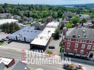Plus de détails pour 176 Church St, Poughkeepsie, NY - Bureau à vendre