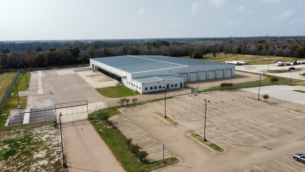 2799 N Earl Rudder Fwy, Bryan, TX à louer - Photo de l’immeuble – Image 3 sur 6