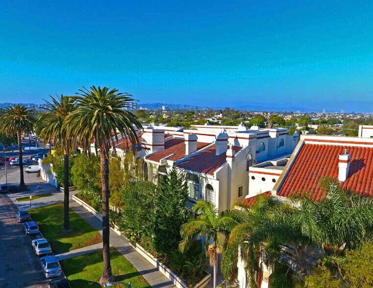 3815 McLaughlin Ave, Los Angeles, CA à vendre - Photo de l’immeuble – Image 3 sur 11