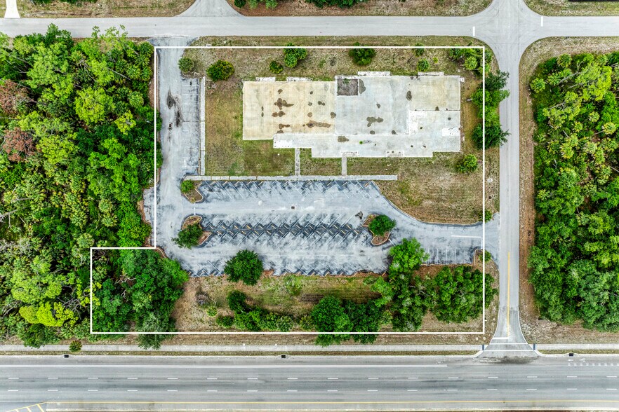 640 Tamiami Trl, Port Charlotte, FL à vendre - Aérien – Image 1 sur 5