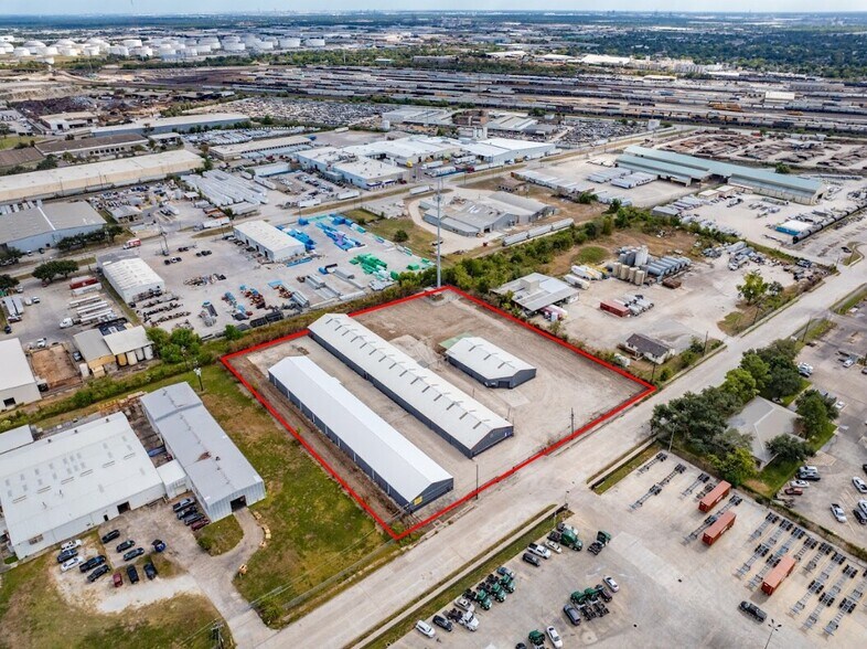 Blaffer St. Warehouses portefeuille de 3 biens à vendre sur LoopNet.fr - Photo de l’immeuble – Image 2 sur 3