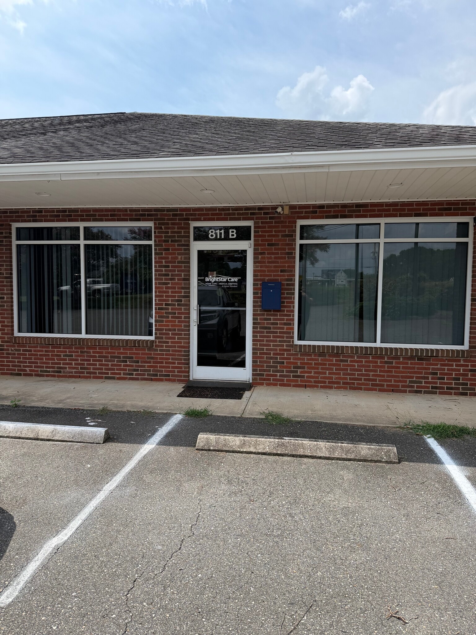 811-813 S Oakland St, Gastonia, NC à louer Photo de l’immeuble– Image 1 sur 18