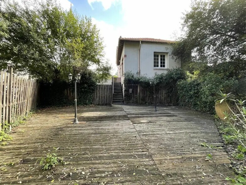 Local commercial dans Orvault à louer - Photo de l’immeuble – Image 3 sur 7