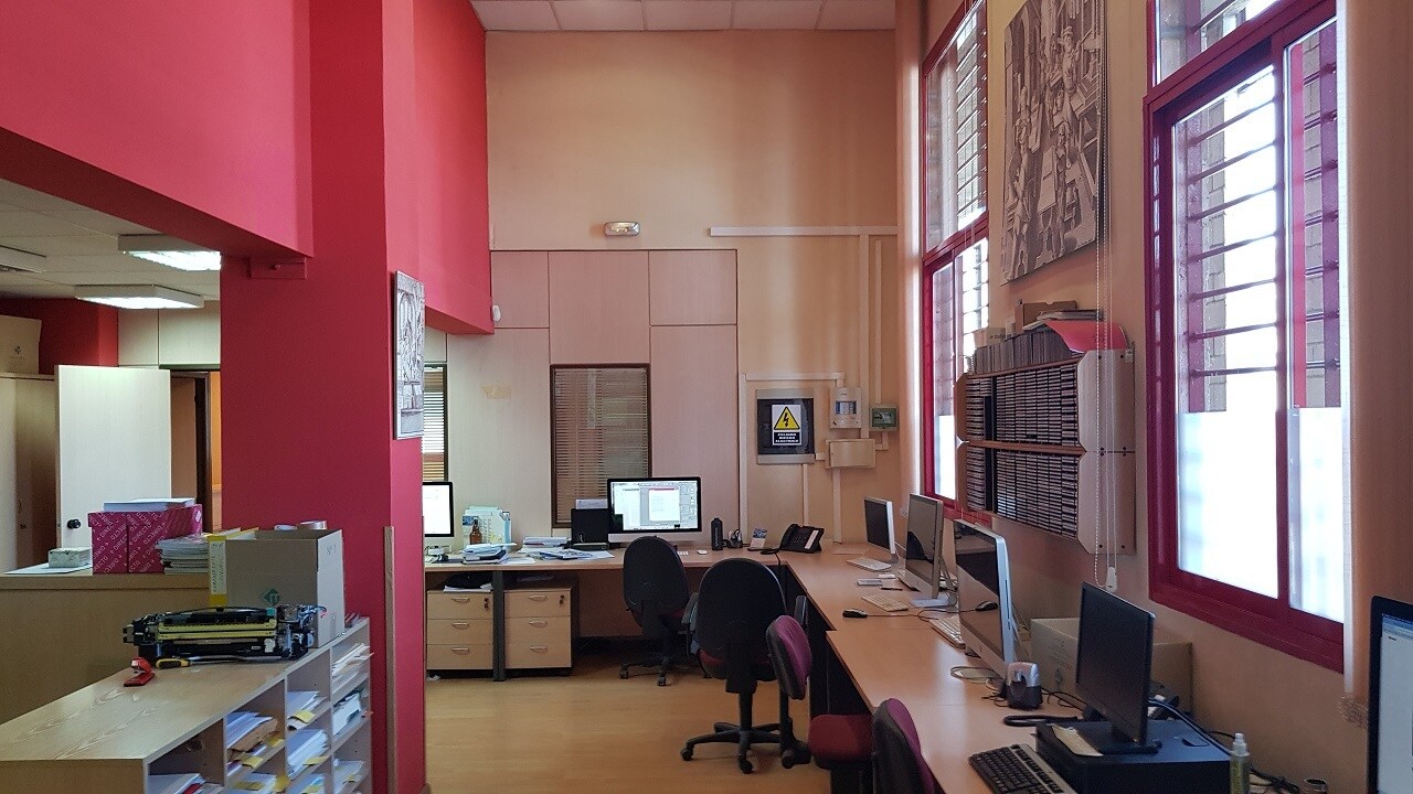 View Photo