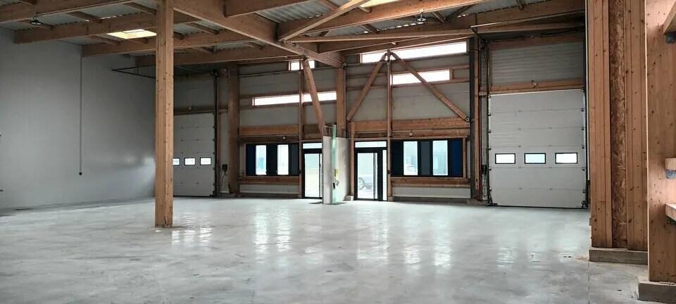 Local d’activités dans Le Havre à louer - Photo intérieure – Image 2 sur 3