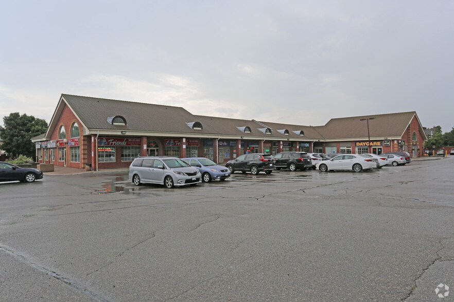 860 North Park Dr, Brampton, ON à louer - Photo principale – Image 1 sur 10