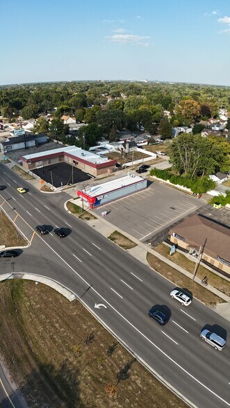 4901 S Telegraph Rd, Dearborn Heights, MI à vendre - Photo de l’immeuble – Image 3 sur 8