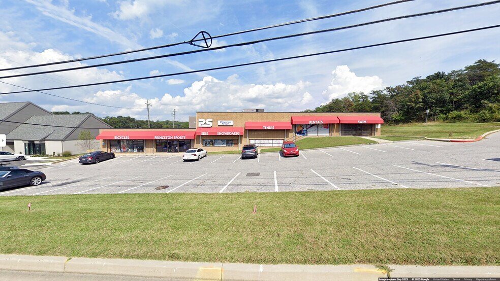 6239 Falls Rd, Baltimore, MD à louer - Photo de l’immeuble – Image 2 sur 9