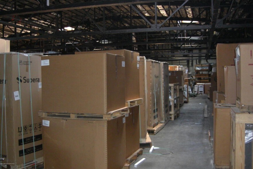 111 S Main St, Neptune, NJ à louer - Photo de l’immeuble – Image 3 sur 12