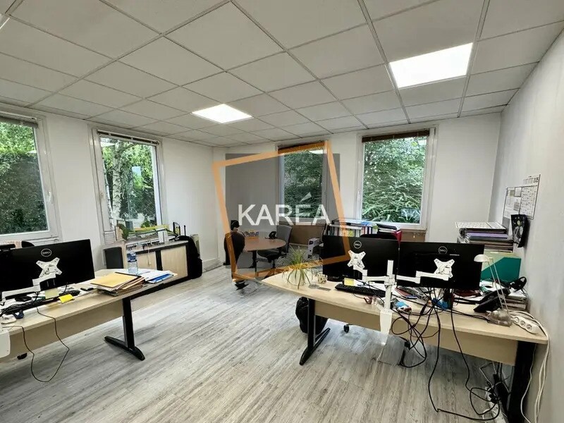 Bureau dans Magny-le-Hongre à louer Photo intérieure– Image 1 sur 6