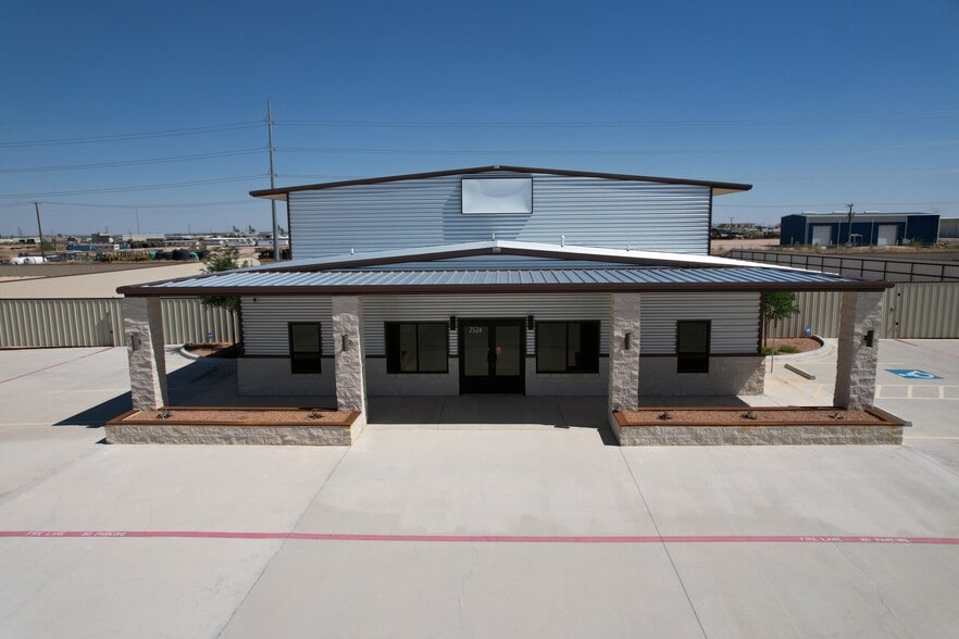2516 Frog Horn Dr, Odessa, TX à louer - Photo de l’immeuble – Image 2 sur 6