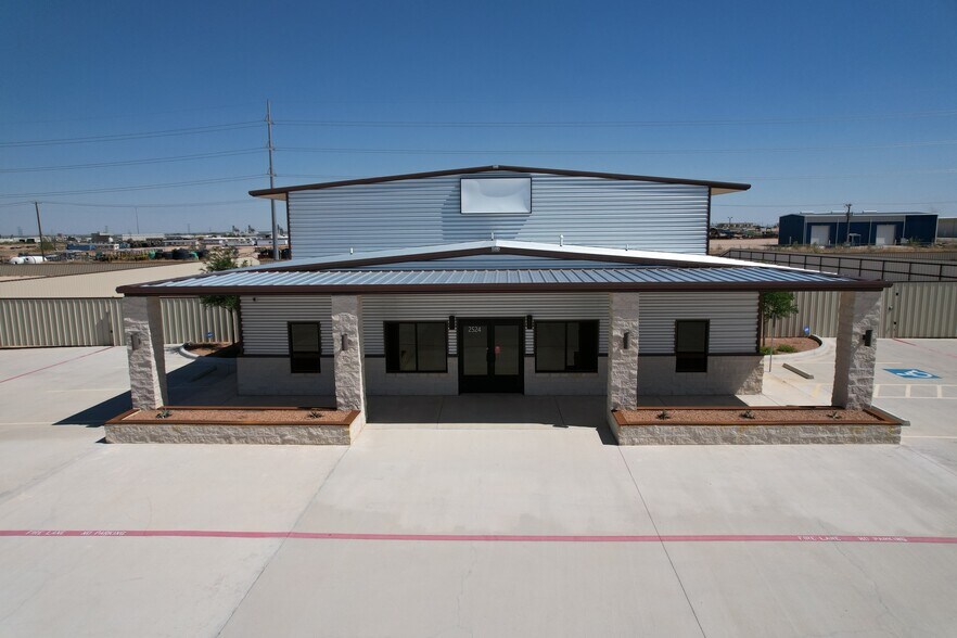 2516 Frog Horn Dr, Odessa, TX à louer - Photo de l’immeuble – Image 3 sur 6